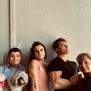 Meet your Posher, Tyler